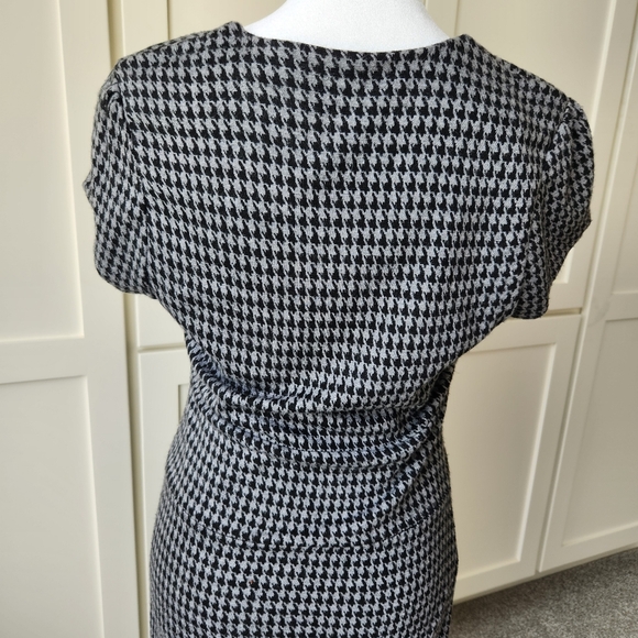 Banana Republic Houndstooth Checkered Dress Black Gray Short Sleeves Medium - Picture 8 of 14